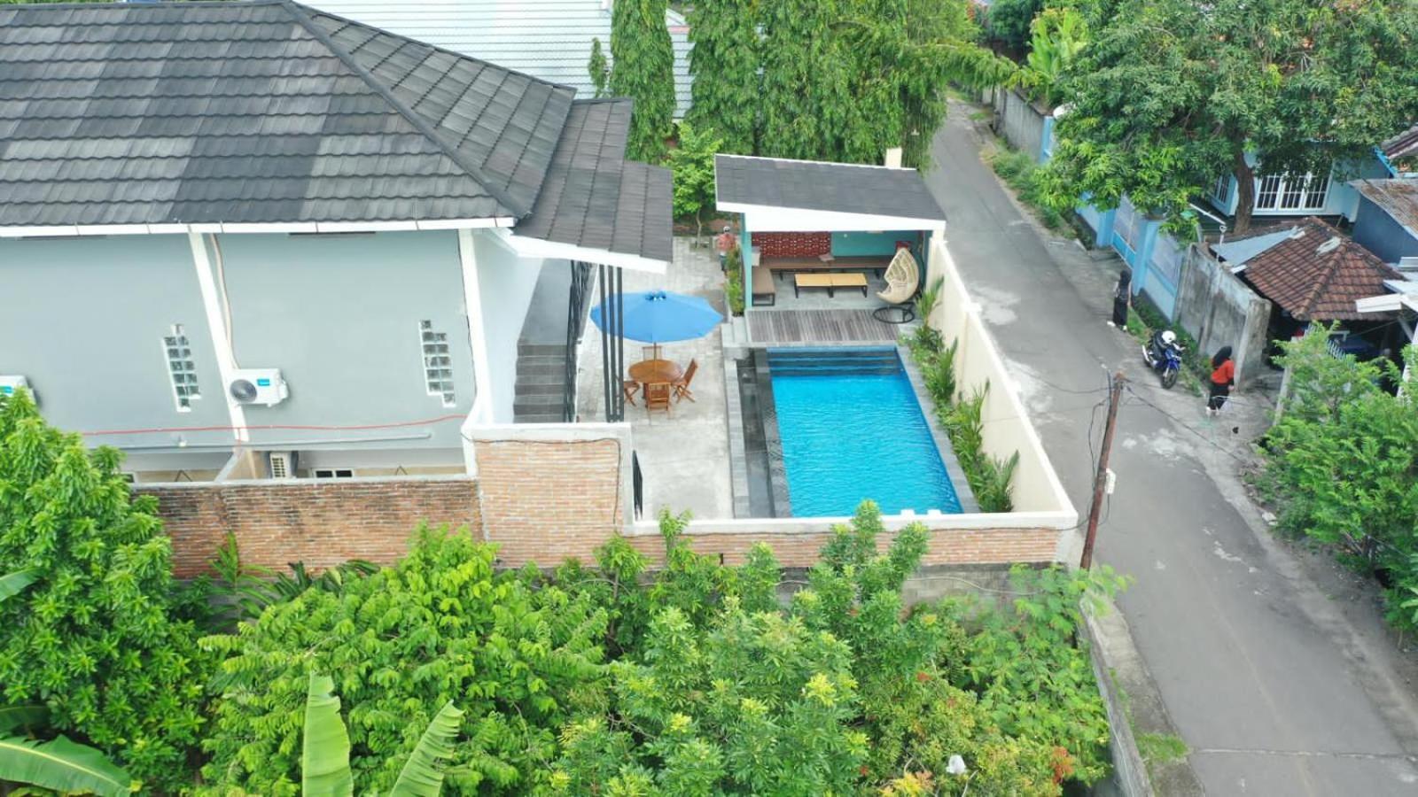 Zavana Rooms & Restaurant Tanjungkarang Exterior photo